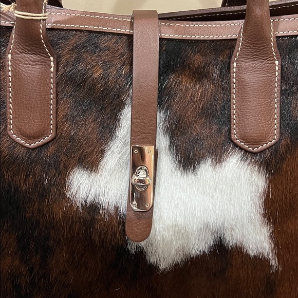 Cavalcanti Collection | Italian Hair On Cowhide Leather Tote Bag - Picture 4 of 17